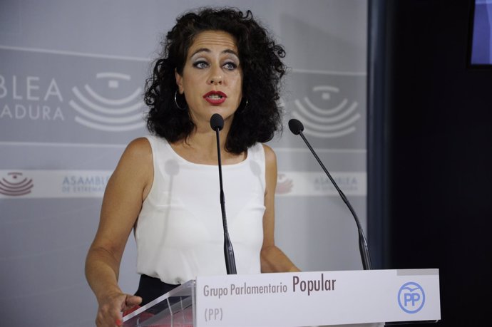 La diputada del PP María de los Ángeles Muñoz