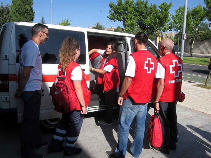  Salamanca.- Miembros Del Equipo De Cruz Roja                          
