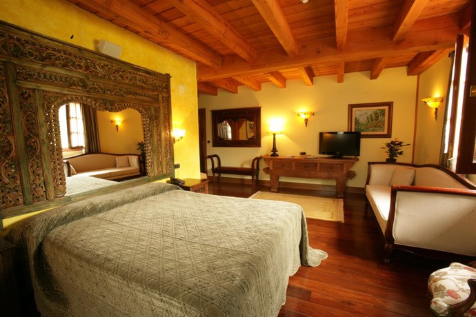 Hotel Spa Etxegana de Logis