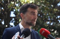 IULV-CA exigirá a Carnero "transparencia" y que informe en la comisión de la información "que ocultó" sobre la Faffe