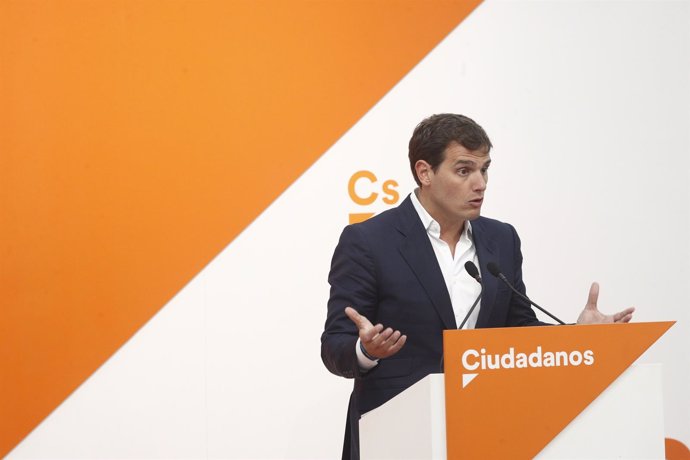 Rivera ofrece una rueda de prensa tras el Comité Permanente de Ciudadanos