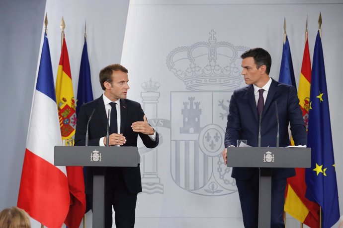Pedro Sánchez y Emmanuelle Macron ofrecen una rueda de prensa en La Moncloa 