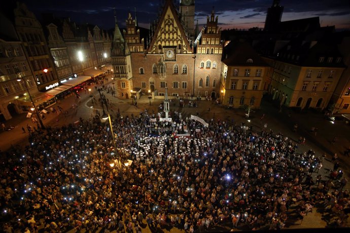 Manifestantes en Breslavia, Polonia.