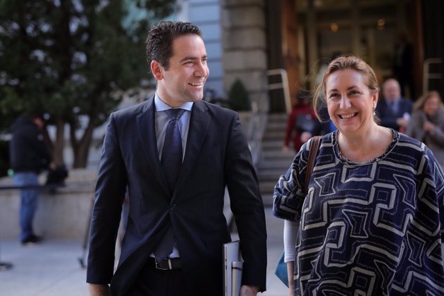 El diputado del PP Teodoro García Egea, en el patio del Congreso