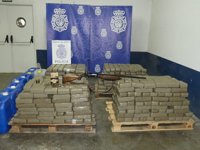 Diez detenidos tras incautar una tonelada de hachís y cinco embarcaciones en la costa de Huelva