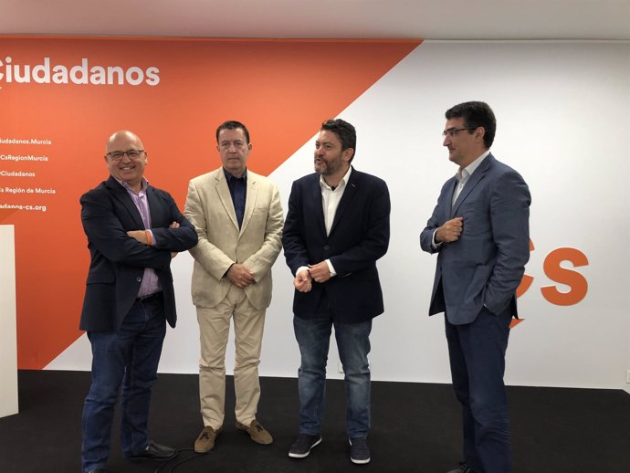 Fernández, Molina, Sánchez y Morell