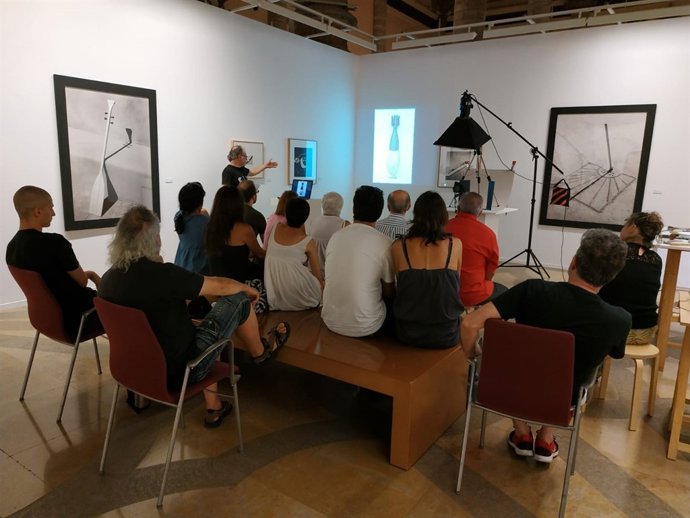 Uno de los talleres organizados con motivo de la muestra