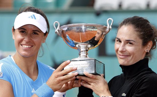 Virginia Ruano y Anabel Medina ganan la final de dobles en Roland Garros