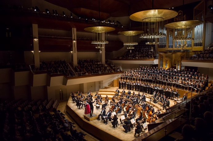 Un auditorio completo de un concierto organizado por la Fundación Excelentia