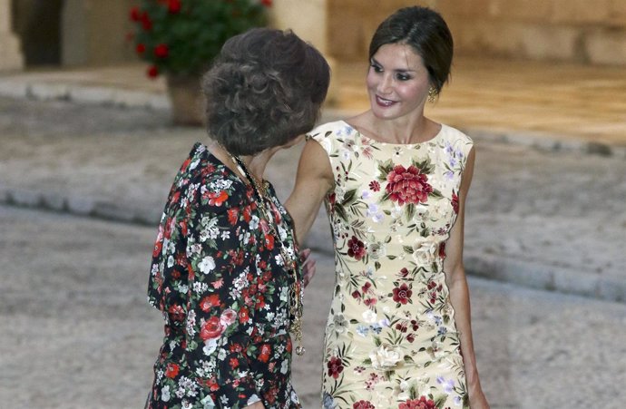 REINA LETIZIA Y REINA SOFÍA 