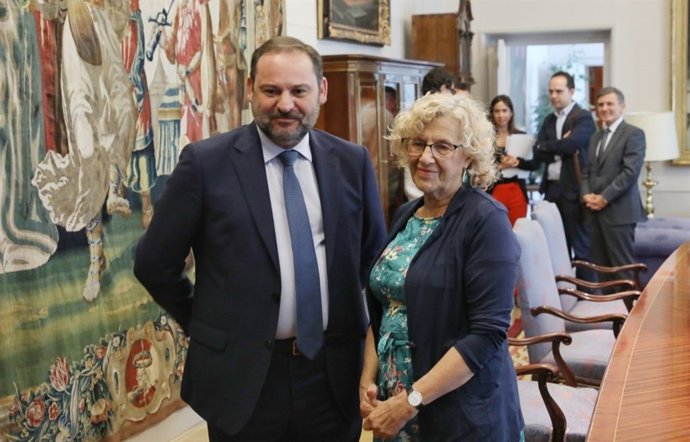 José Luis Ábalos y Manuela Carmena