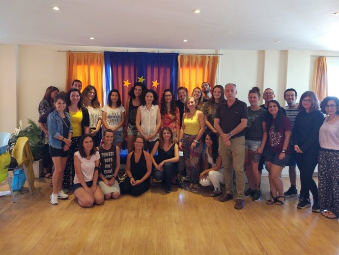 Jóvenes se forman en Granada para realizar labores de voluntariado