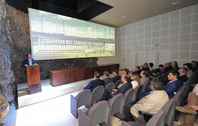 [Grupocanarias] Nota De Prensa Y Fotografías: Cabildo Energías Renovables