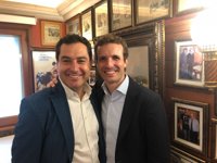 Moreno felicita a los andaluces del equipo de Casado y pide remar "todos a una" en la "nueva etapa"