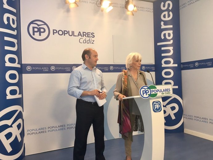 La diputada del PP por Cádiz, Teófila Martínez