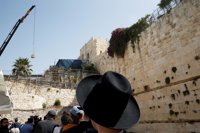 La Policía israelí efectúa una inusual incursión en la Explanada de las Mezquitas que se salda con 24 arrestos