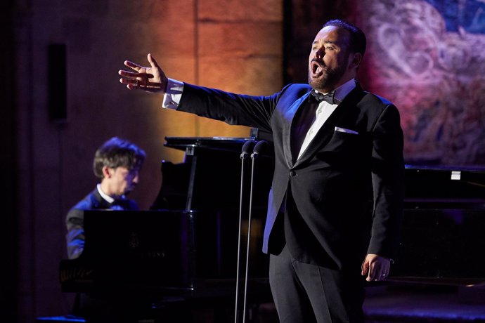 El tenor Javier Camarena en el Festival Castell de Peralada con el pianista Ánge