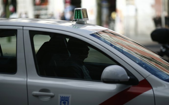 Trànsit, circulació, cotxe, cotxes, taxi, taxis