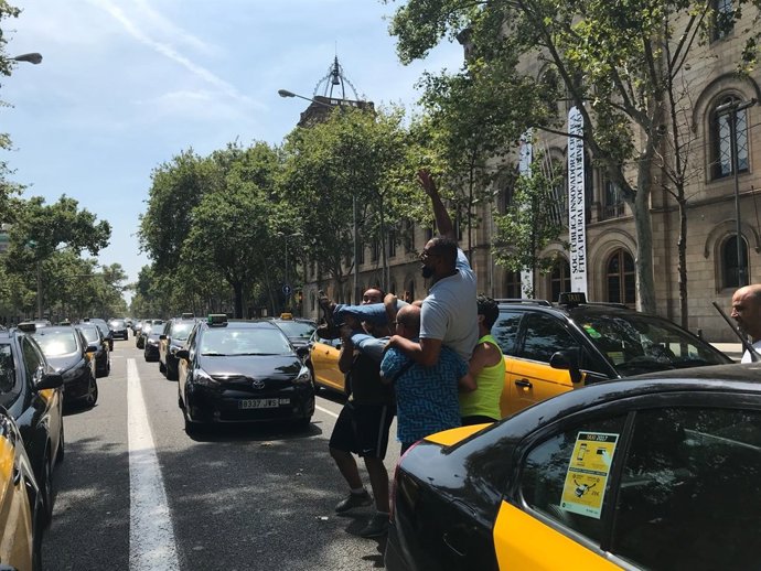Vaga de taxis a Barcelona