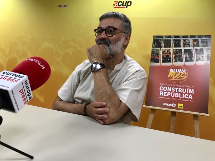 El diputado de la CUP, Carles Riera, durante una entrevista para Europa Press