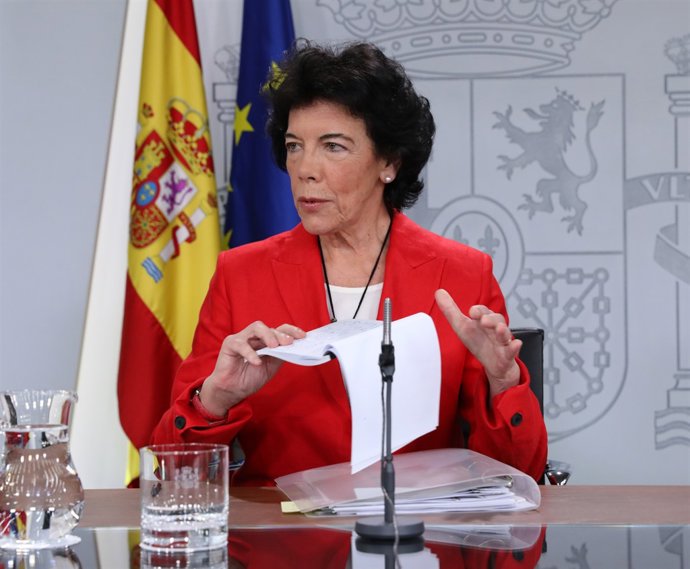 Roda de premsa de la portaveu del Govern central, Isabel Celaá