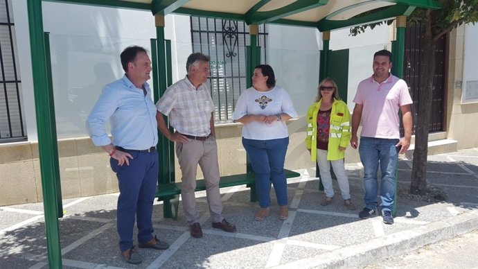 Obras en la travesía de Paterna de Rivera (Cádiz)