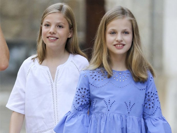 INFANTA SOFÍA Y PRINCESA LEONOR