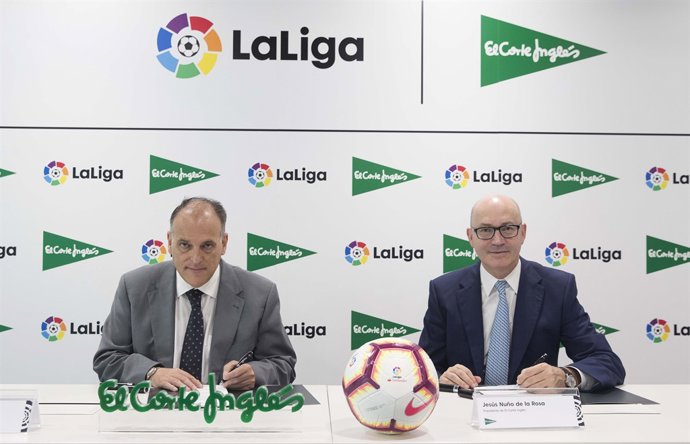 Javier Tebas,presidente de LaLiga, y Nuño de la Rosa, presidente El Corte Inglés