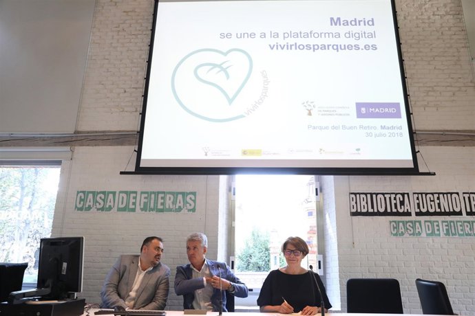 La delegada Inés Sabanés presenta la nueva aplicación de 'Vivir los Parques'
