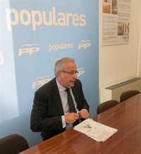 Bermejo, "alegre" la absolución de De la Riva, critica el afán de Puente por "judicializar" la política