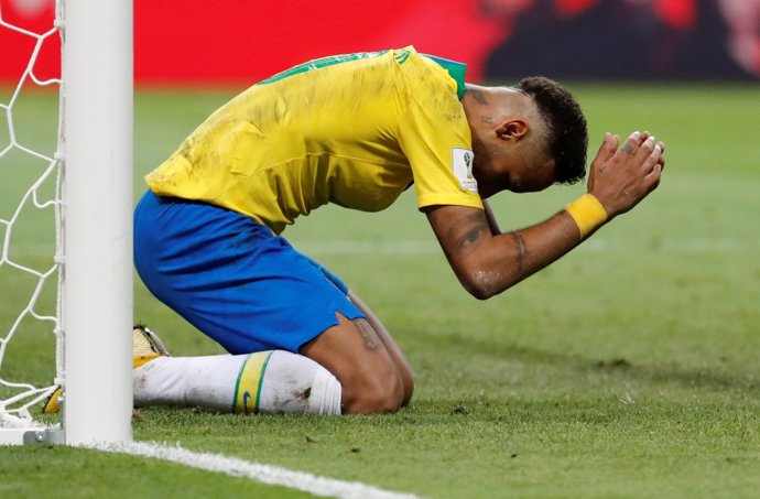 Neymar lamenta la eliminación de Brasil en el Mundial