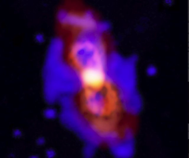 Moléculas radioactivas en los restos de una colisión estelar 