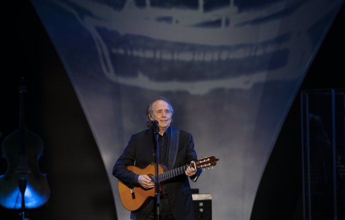 El cantautor Joan Manuel Serrat en concert al Castell de Peralada (Girona)