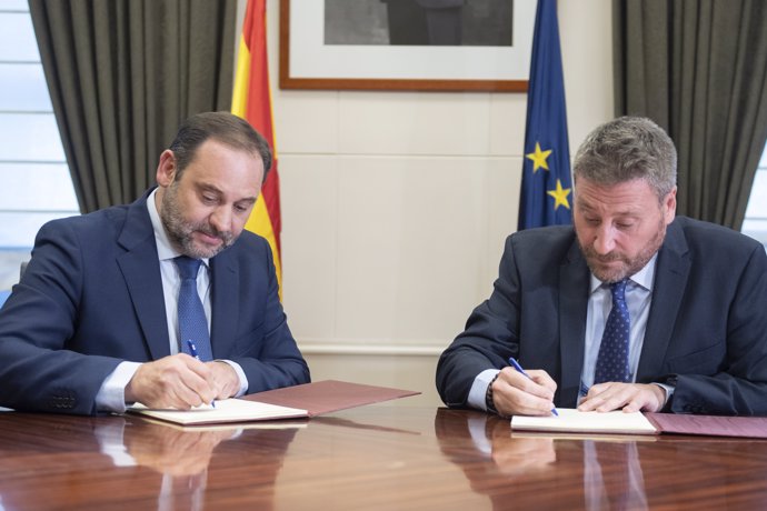 Aragón firma el convenio para el Plan Estatal de Vivienda