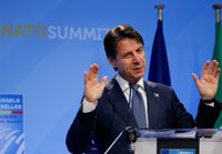 Conte afirma que Italia intenta organizar una conferencia sobre Libia y dice que cuenta con el apoyo de Trump