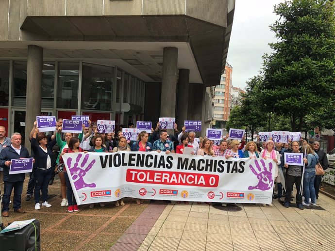 Concentración violencia machista CCOO UGT