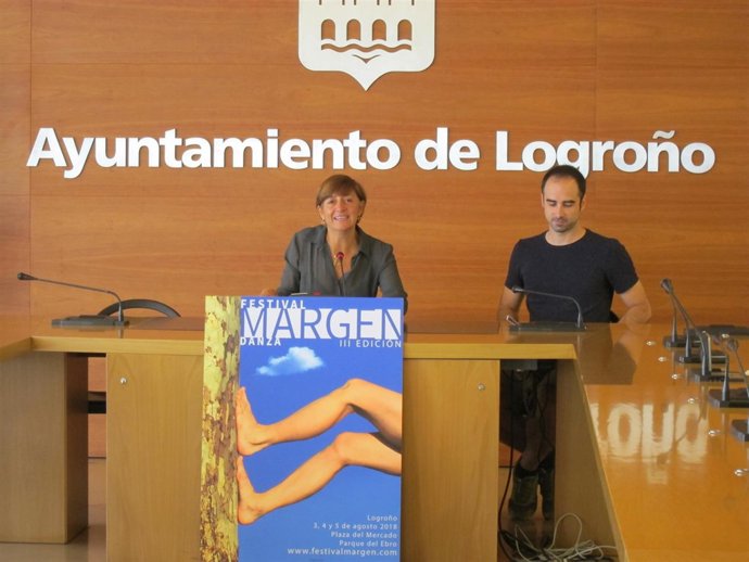  Montes Y Retortillo En La Presentación Del Festival.                          