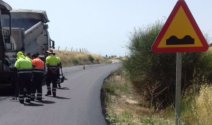 Obras de reparación de daños en carreteras de la Axarquía malagueña