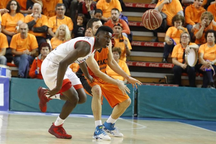 Romaric Belemene Montakit Fuenlabrada contra ICL Manresa 