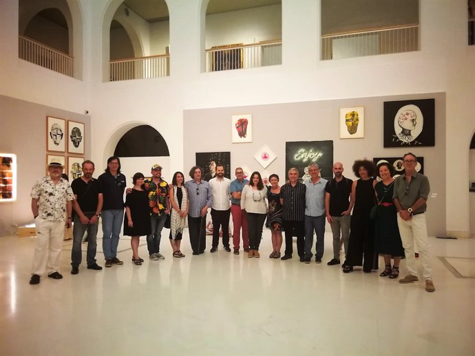 Exposición colectiva 'Flying Heads' en el Museo de Cádiz