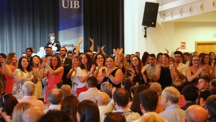 Ceremonia de graduación de una de las facultades de la UIB este curso 2017-2018