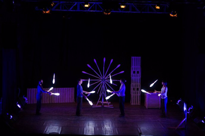 La compañía Nueve Uno actúa en el II Ciclo de Teatro, Circo y Danza de Teruel