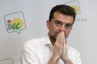 Maíllo apela a la confluencia frente a la "derechización" del PSOE-A y PP-A y Cs