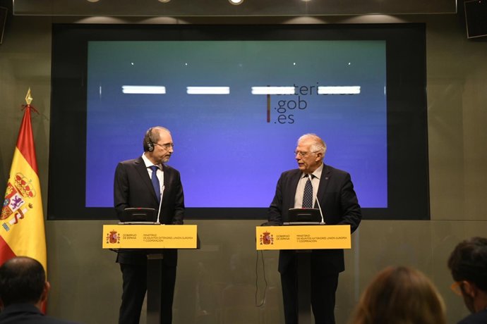 El ministro de Asuntos Exteriores, Unión Europea y Cooperación, Josep Borrell, s
