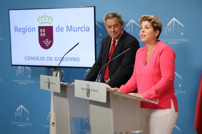 Los consejeros Noelia Arroyo y Fernando de la Cierva