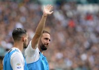 El argentino Higuaín cambia la Juventus por el Milan