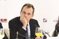 Pedro Duque se estrena en el CIS como el ministro mejor valorado, seguido por Marlaska y Calviño