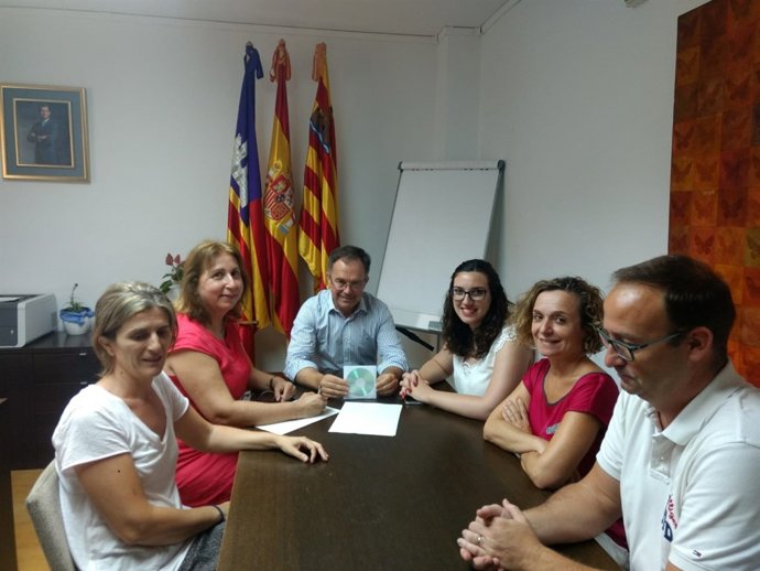 Educación entrega el proyecto del CEIP ses Planes