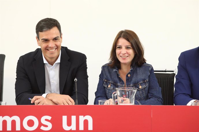 Pedro Sánchez y Adriana Lastra en la reunión de la Comisión Ejecutiva Federal