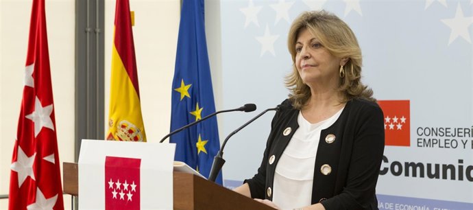 El consejero de Economía, Empleo y Hacienda de la Comunidad, Engracia Hidalgo.